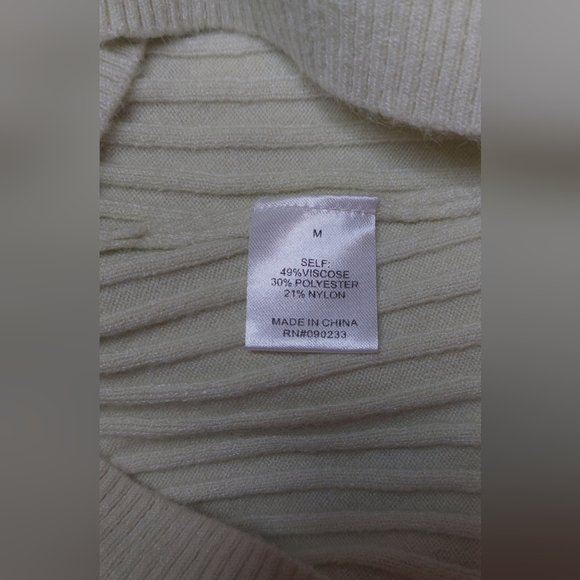 Kendall & Kylie Cutout Sweater Crop Tank Top Size Medium Pale Green Sporty Boho - Picture 5 of 8